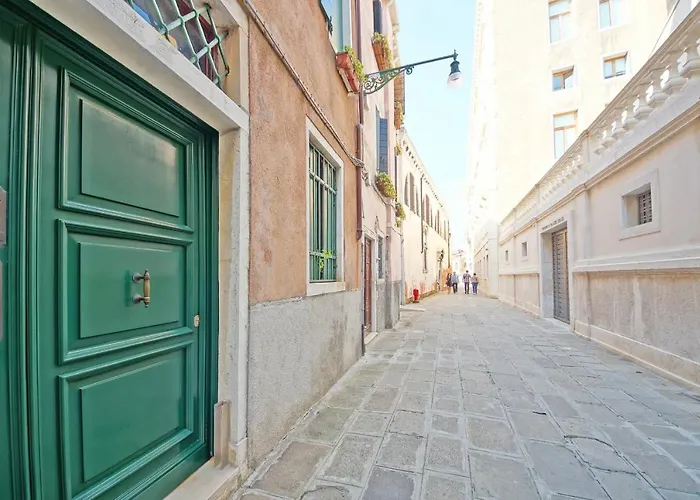 Dolcevita Apartments N 146
