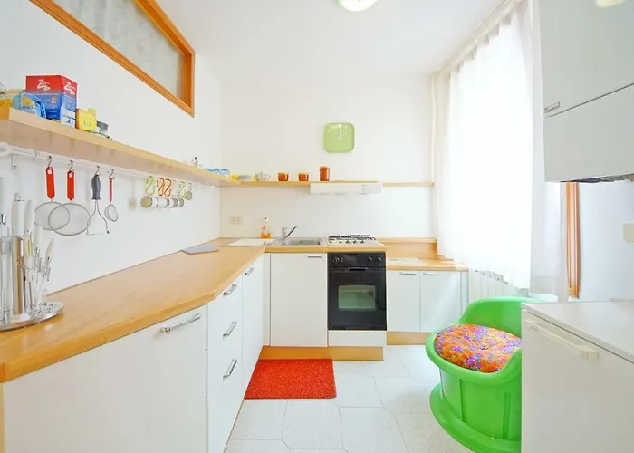 Dolcevita Apartments N 146